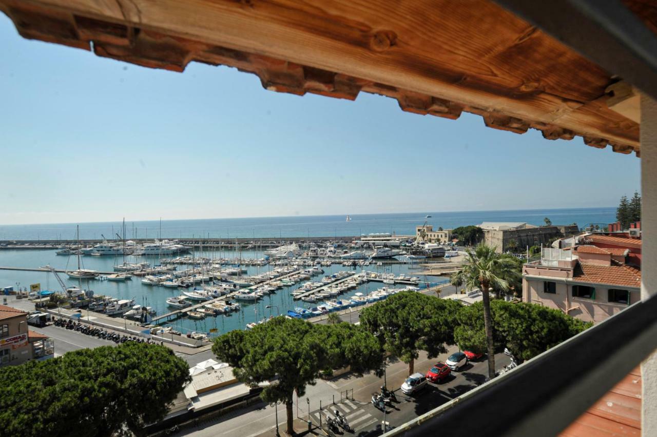 Apartmán Maison Du Port Vieux Sanremo Exteriér fotografie